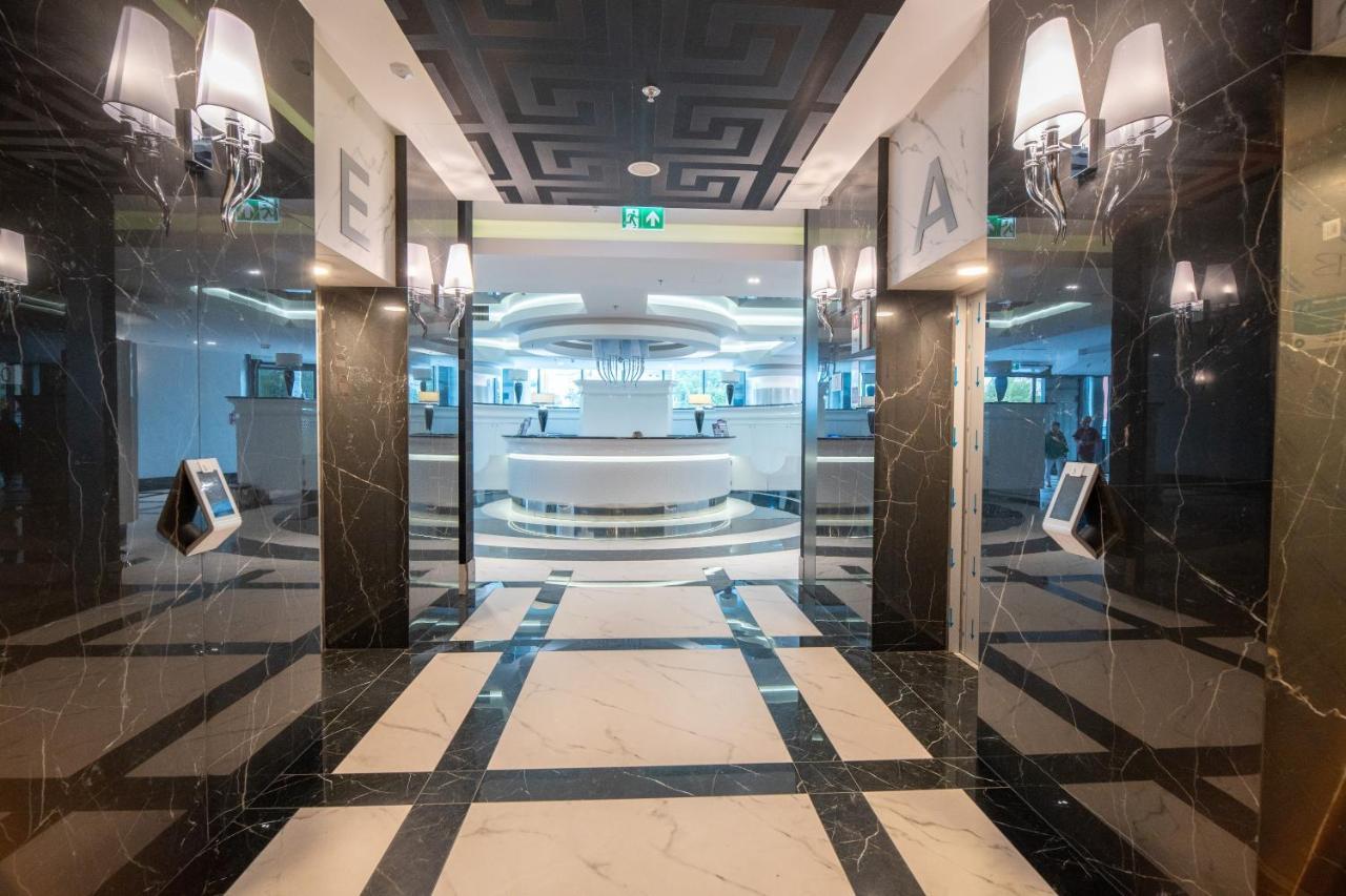 Hanza Tower Luxury Estetino Exterior foto